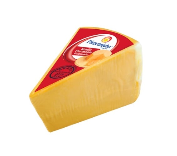 QUEIJO PARMESAO PIRACANJUBA FRAC